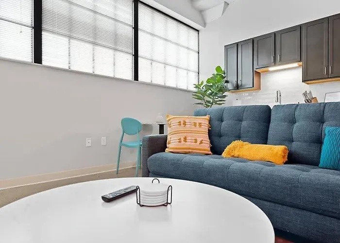 Apartment Cozysuites Lavish 1br, Downtown