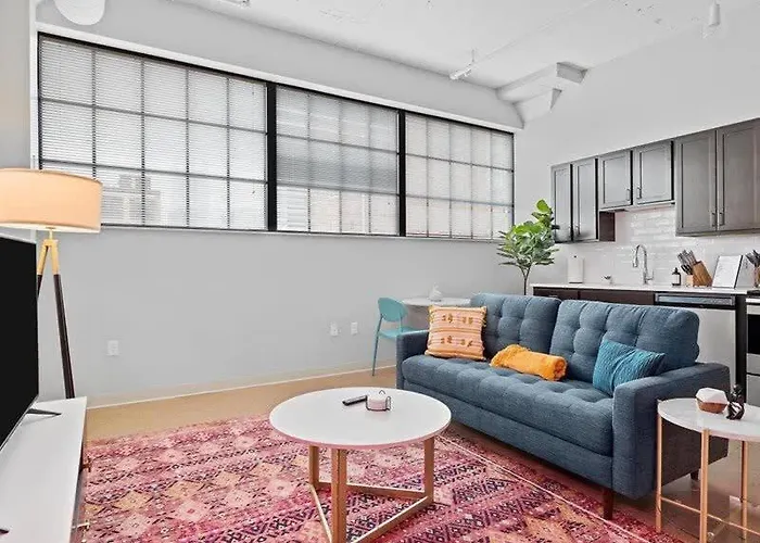 Apartment Cozysuites Lavish 1br, Downtown